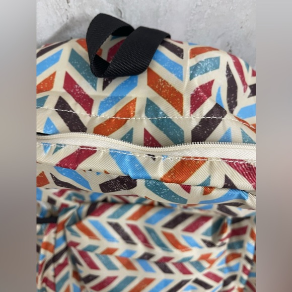 FIXED PRICE-Brand new geometric print backpack - Picture 3 of 11